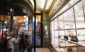 Hermès и Fendi окончательно закрыли бутики в ГУМе