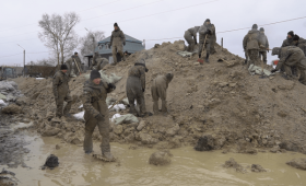 Токаев заявил о самом крупном стихийном бедствии за 80 лет