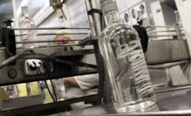 Производитель водки «Царская» выкупит один из крупнейших водочных